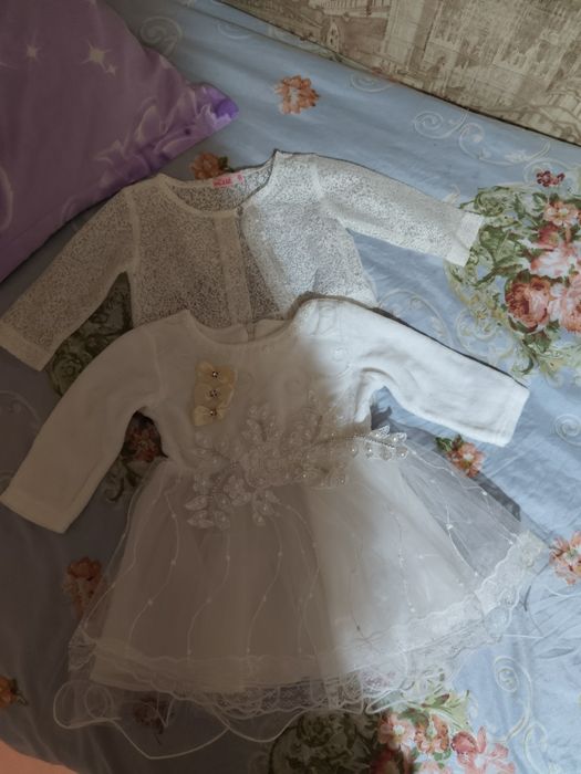 Продам, платья на девочку