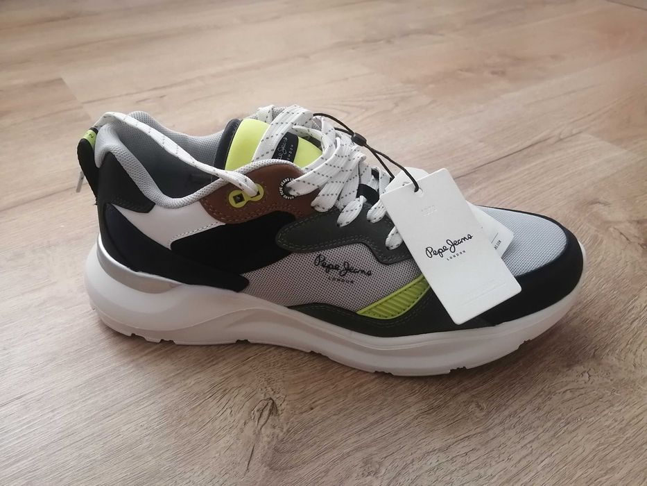 Adidași Pepe jeans 45