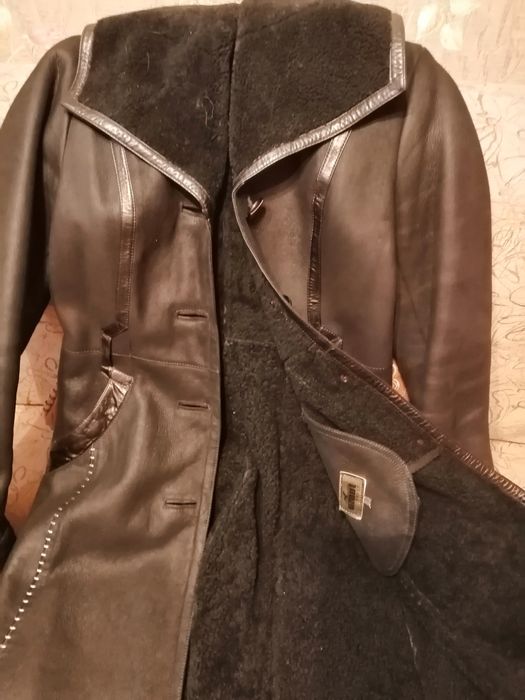 Дубленка чёрная натуральная