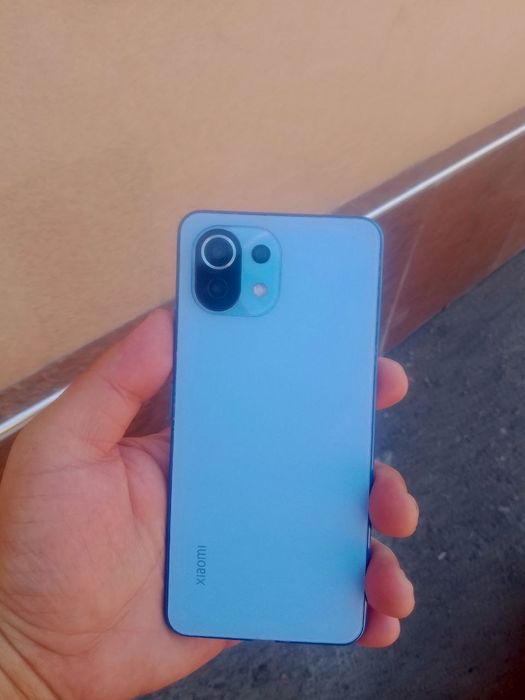 Xiaomi 11 lite 5G 6+5/128 gb li srochna arzonga ili obmen