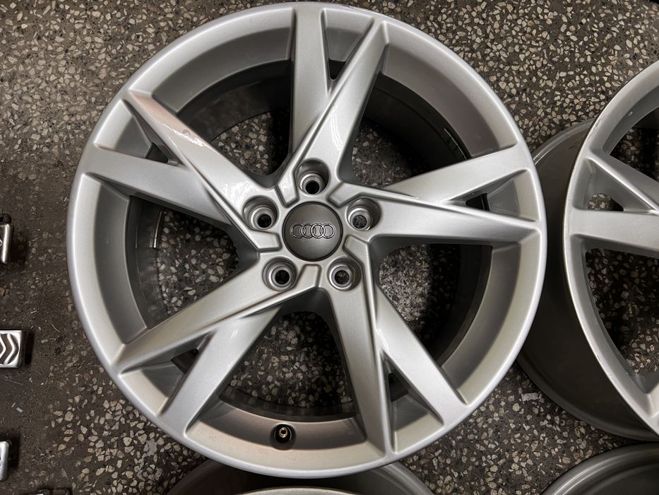 Джанти за Ауди Audi Оригинални от A4 B9 17” 5x112 7.5j ET38 66.5мм