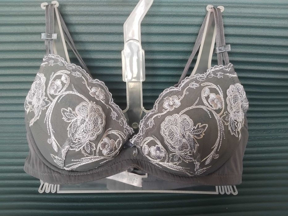 Miriale 80B оригинален луксозен сутиен