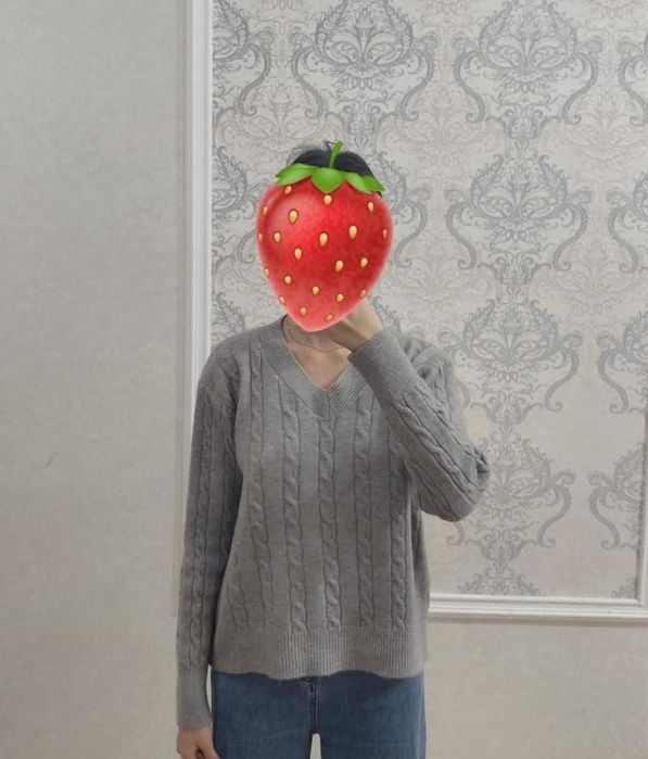 Свитшот и свитер