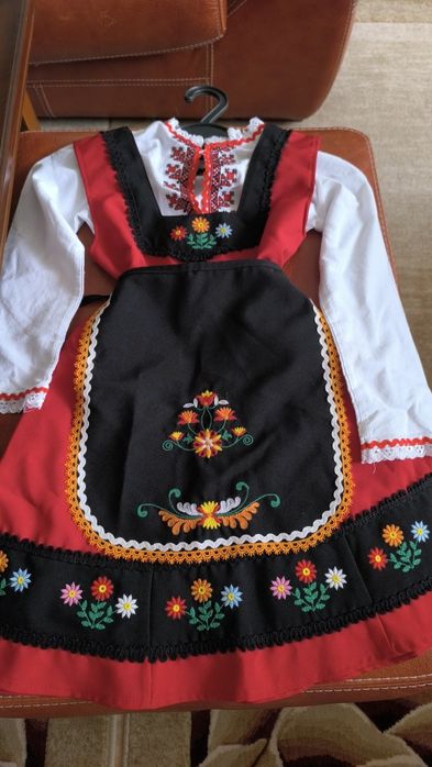 Детска народна носия