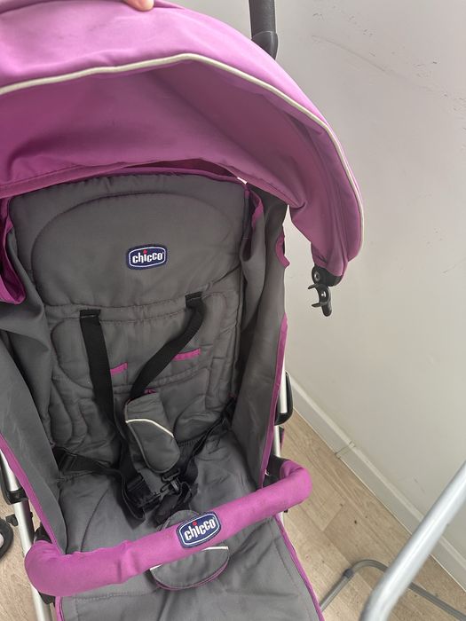 Продам коляску Chicco лето-зима