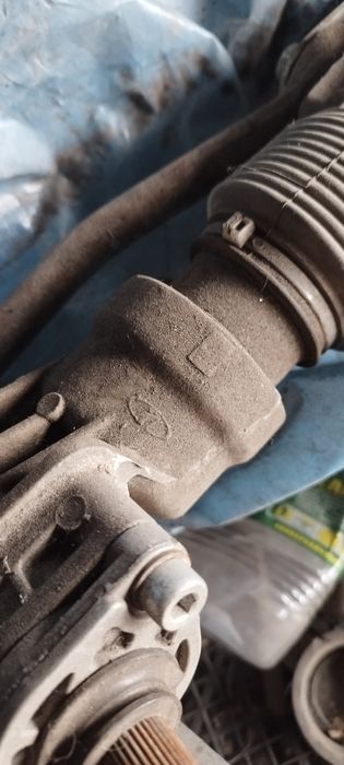 Рулевая рейка приора