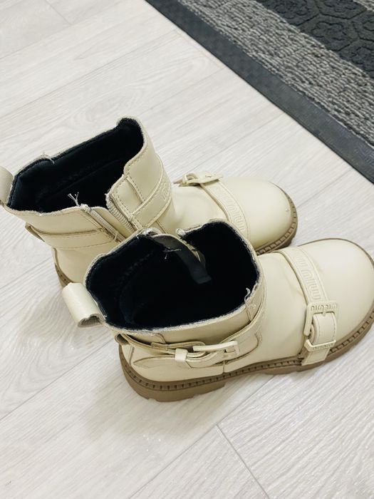 Продам обувь весна 30 р