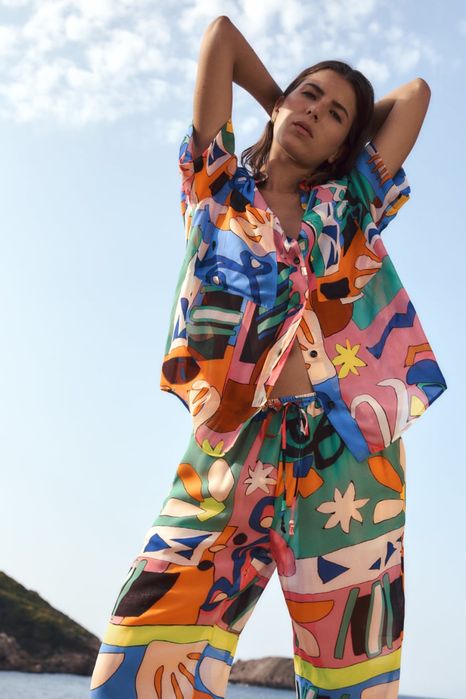 Zara Двойка струящегося кроя с принтом