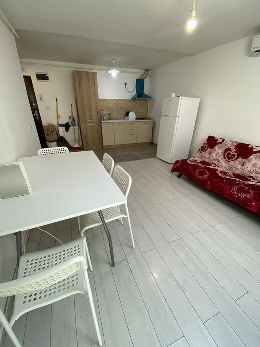 Inchiriez  AP 2 camere si garsoniera MILITARI residence . ZERO conision