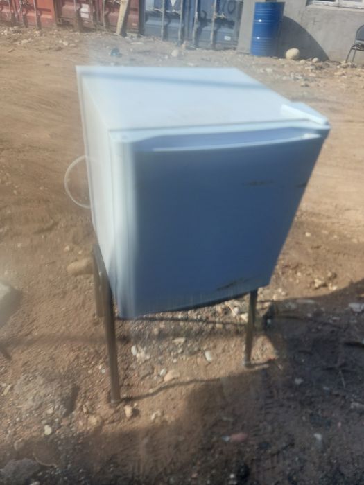 Холодильник для офиса