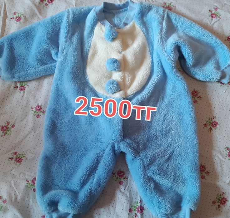 Продам детские вещи 1000