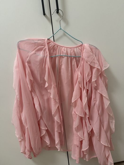 Блузка с рюшами, абсолютно новая