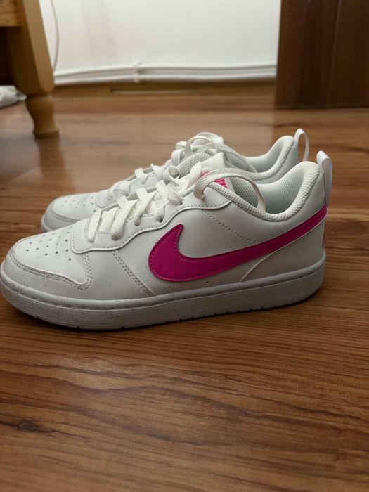 Кожени маратонки Nike
