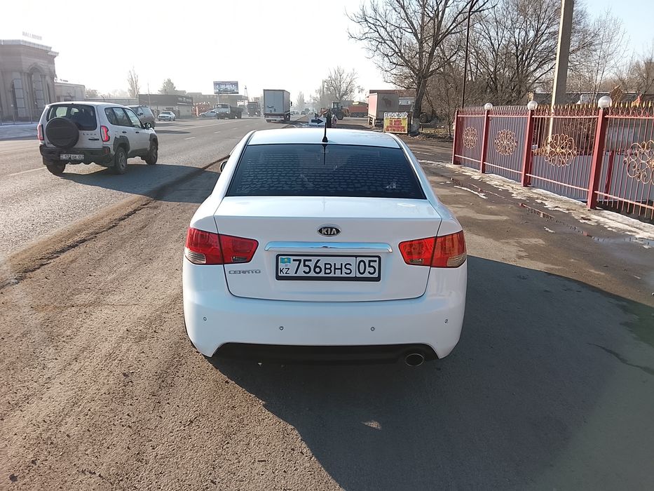 Срочно продам машину