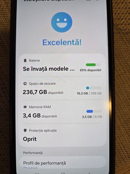 Vand Samsung S23 256 GB