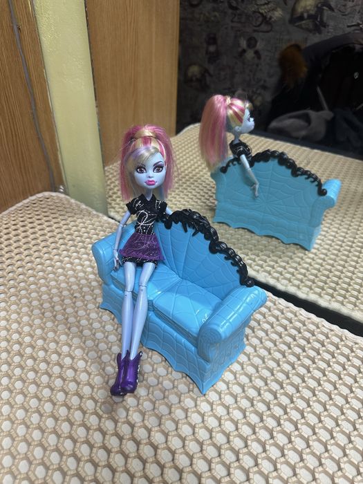 Продам куклу монстр хай!