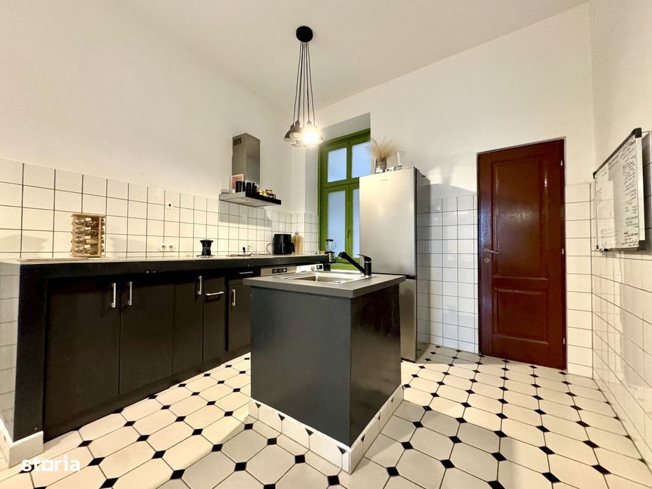 Apartament cu tavan inalt, 71 mp utili, garaj, zona Calea Dorobantilor