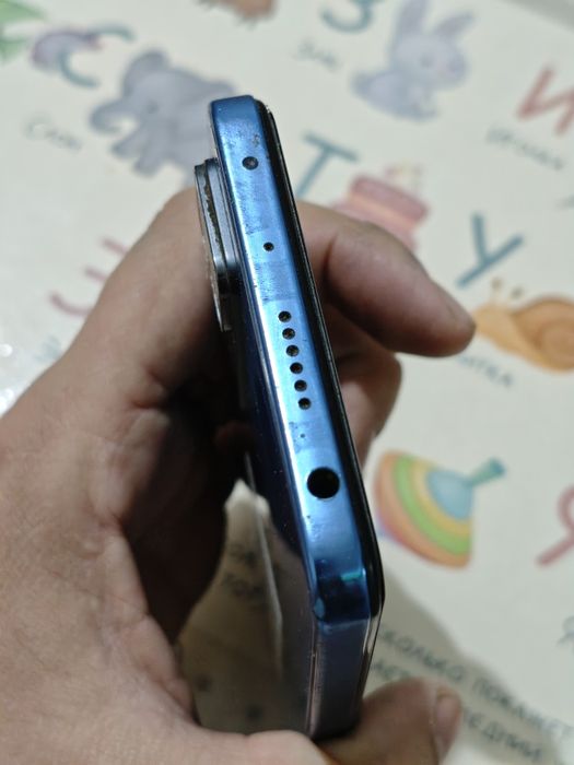 Продаю смартфон Redmi