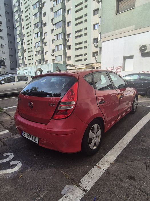 HYUNDAI i30 2011 — imagine 2