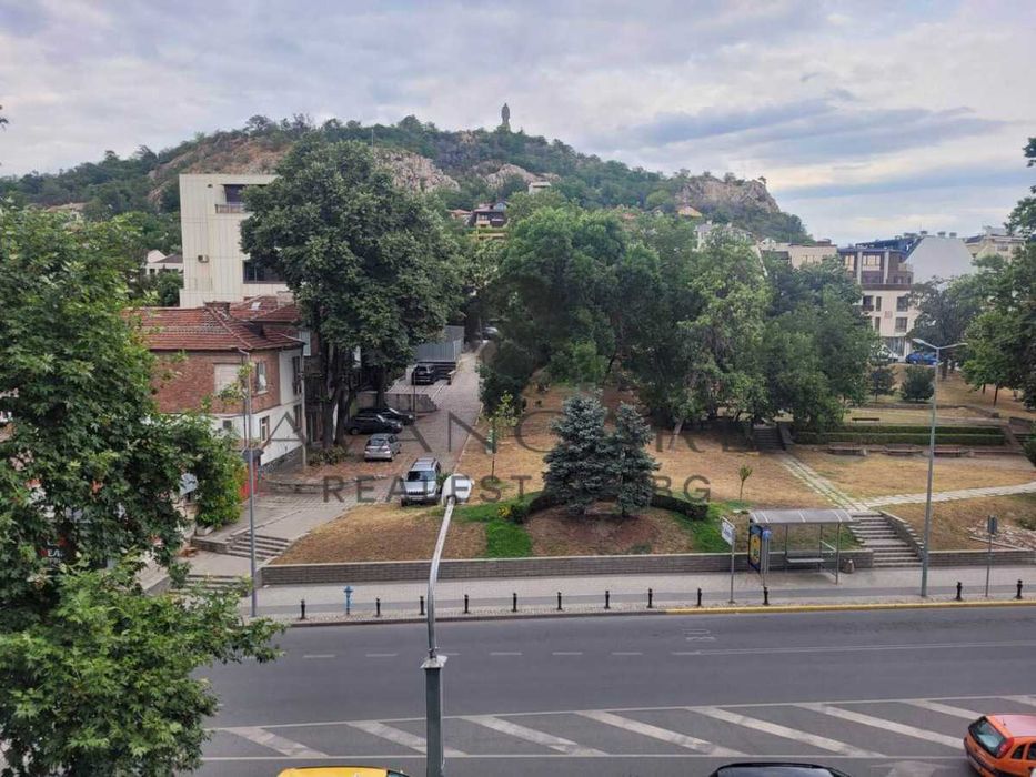 Продава се Двустаен апартамент в Пловдив, Център - 58 кв.м за 2432 €/кв.м - Снимка #5