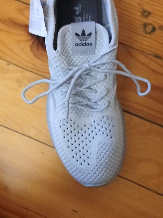 Маратонки ADIDAS