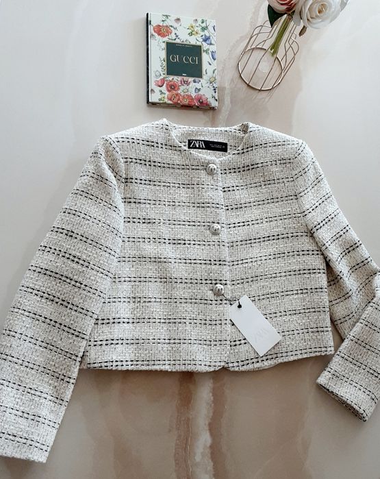 Буклено сако в бежов цвят "Zara"