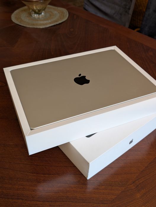 MacBook pro m5 16gb 1tb