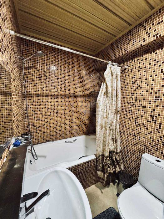 Сдается 4 комнатная квартира Ракат Махалля Пед Институт Яккасарай