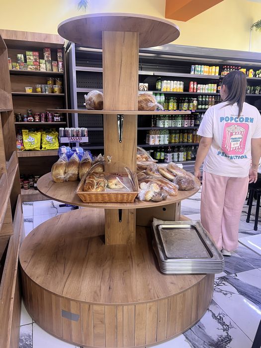 Магазинге Витрина, полка сатылады,