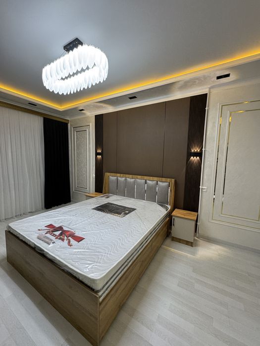 3 xonali kvartira sotiladi