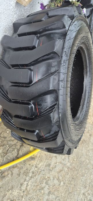 GALAXY гуми за бобкат