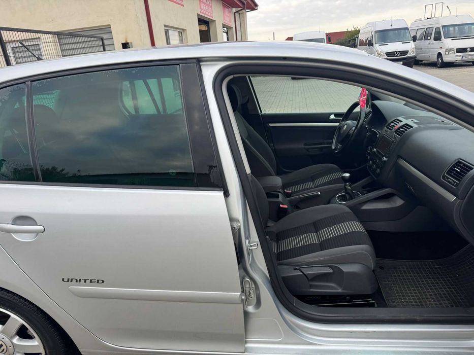 VW Golf 5 United – 2009 – 1.6 MPI Benzină + GPL – 102 CP