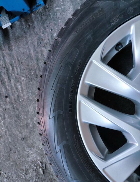 Зимни гуми за SUV  225/65R17 102H Goodyear ULTRA GRIP PERFORMANCE M+S