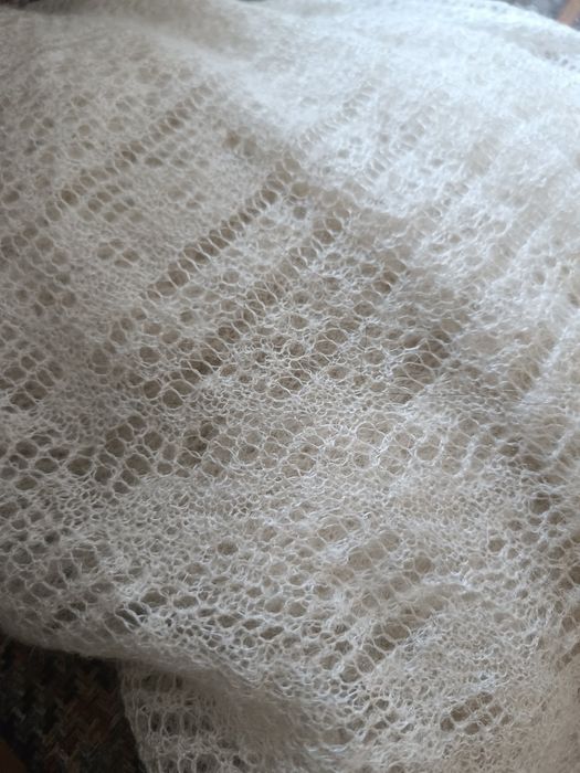 Шаль паутинка продам