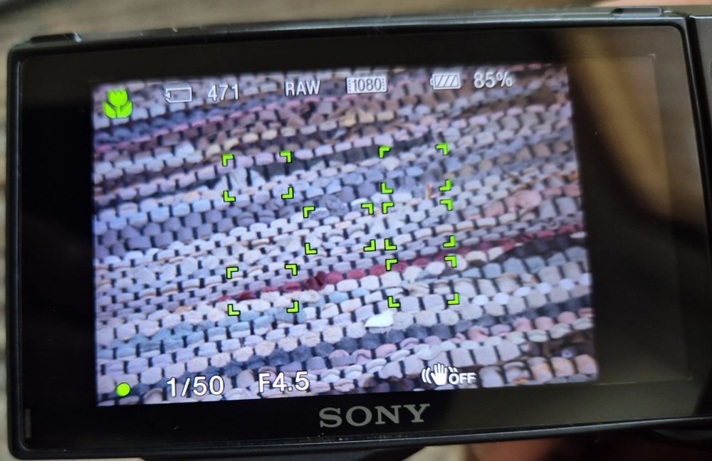 Pancake обектив Viltrox 28mm F4.5