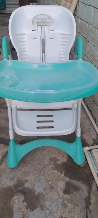 Продам 2 стульчика