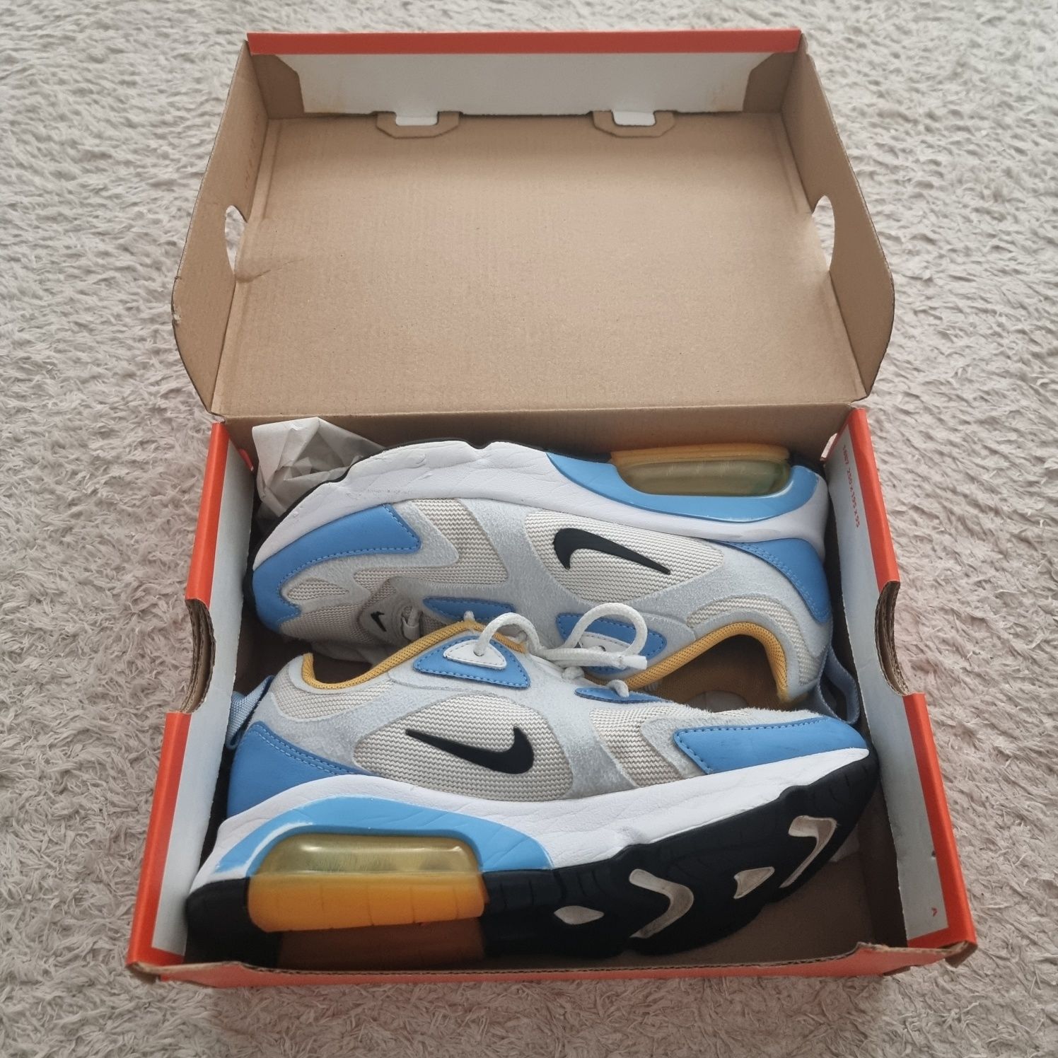 Air max best sale 200 sneaker