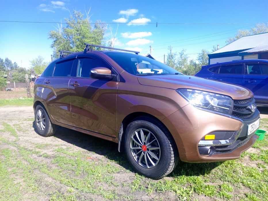 Продам Lada x-ray