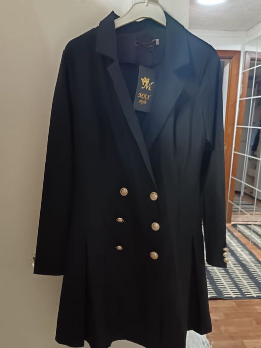 Продам платье новое