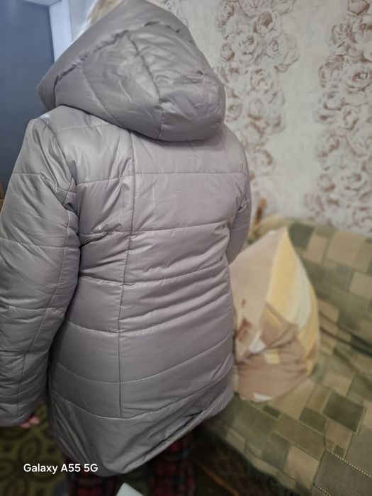 Продам  женскую куртку