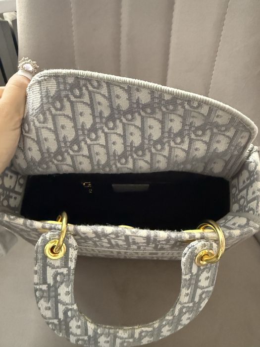 Сумка под диор