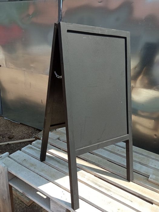 Черна дъска за реклама и менюта