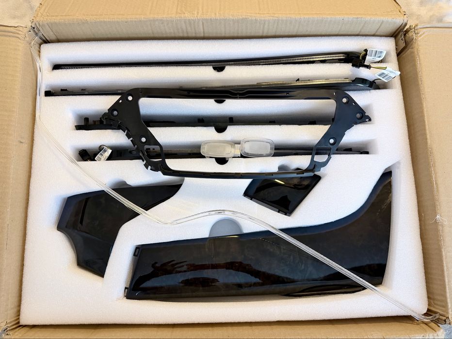 оригинални вътрешни лайсни за Mercedes W166 ML