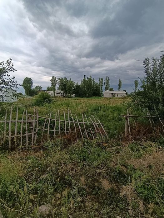 Yer sotiladi kadasterli 3 sotix