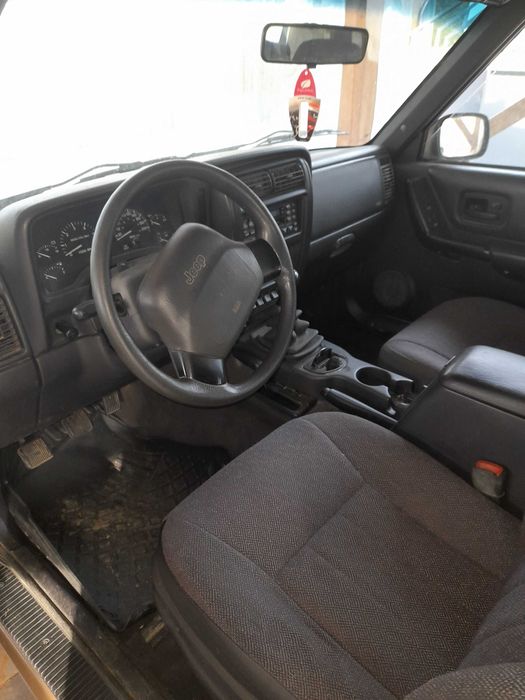 JEEP Grand Cherokee 2000 — imagine 3
