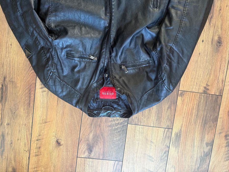 GUESS мъжко кожено яке размер XL