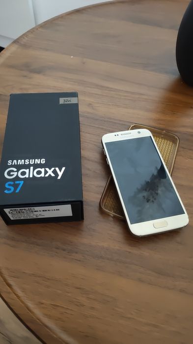 Продам Samsung S7