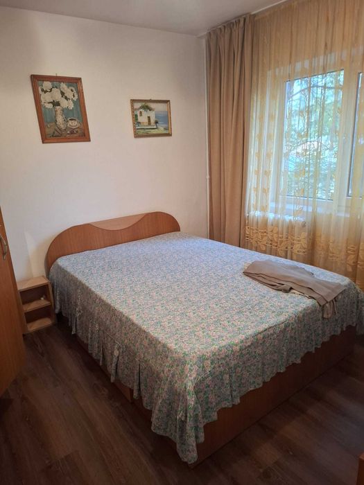 Apartament cu 3 camere
