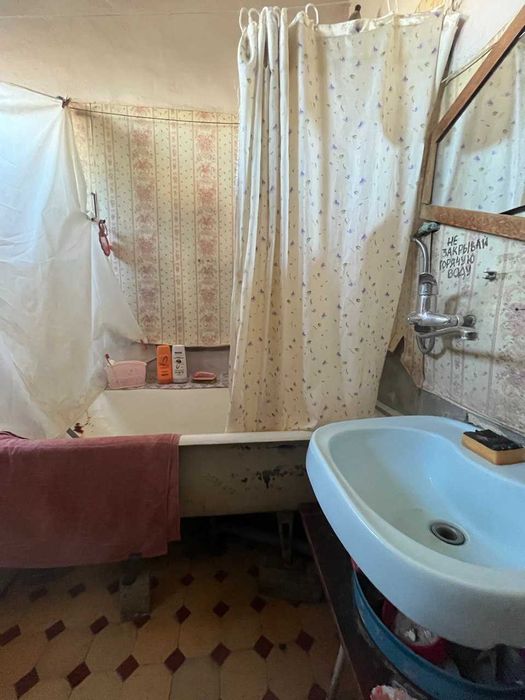 Продается своя квартира 3/2/4, 22-Авиагородок, Яшнобадский р-н