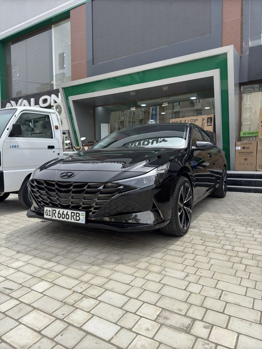 Hyundai Elantra 2021